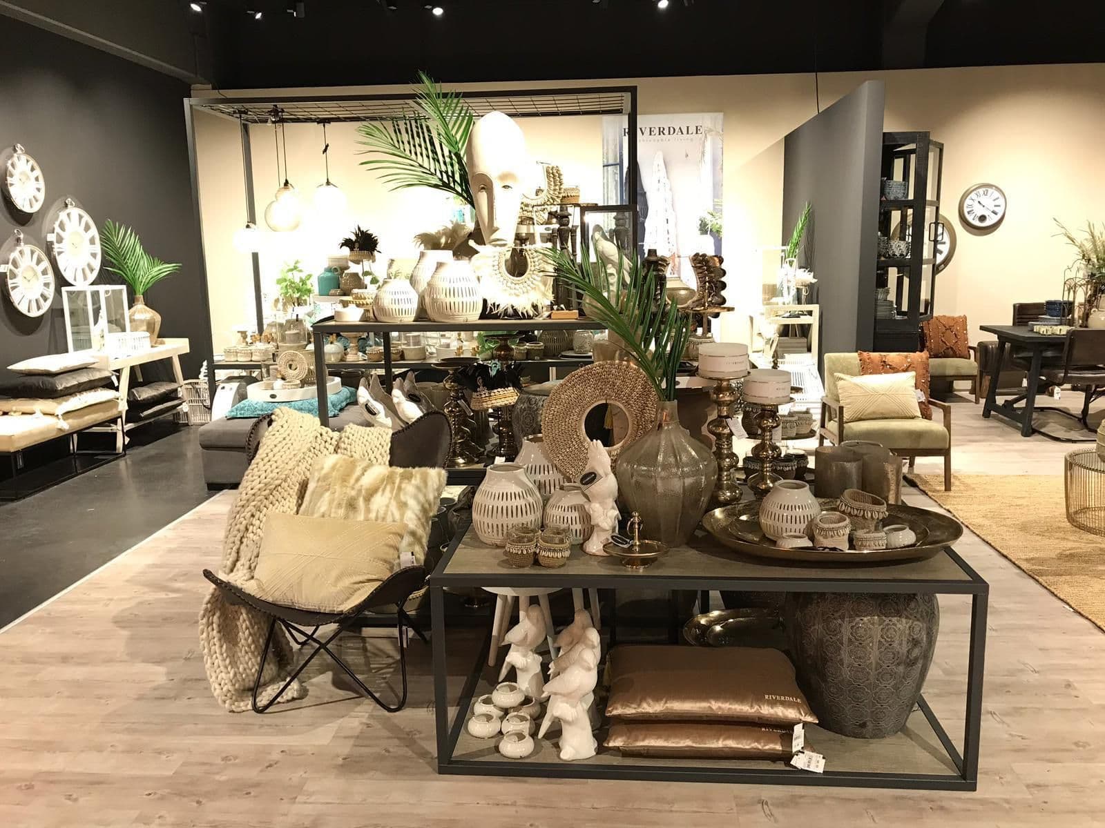Retailinrichting project door Van Oel Totaalproject, Riverdale
